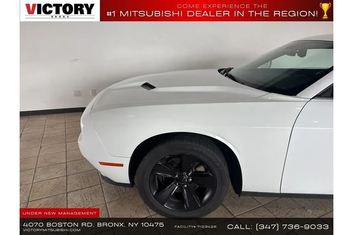 $16350 : Dodge Challenger 2023 SXT 2d image 8