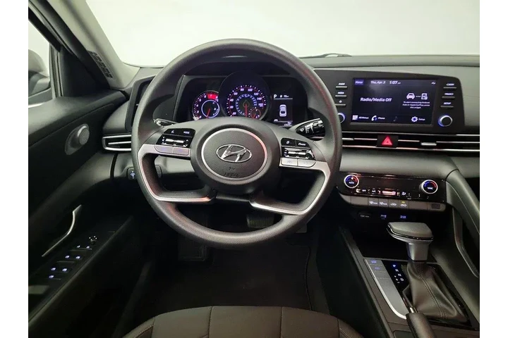 $21998 : Hyundai ELANTRA 2023 SEL 4dr image 10