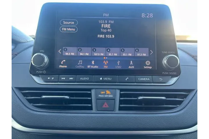 $15995 : Nissan Altima 2020 2.5 SR 4d image 9