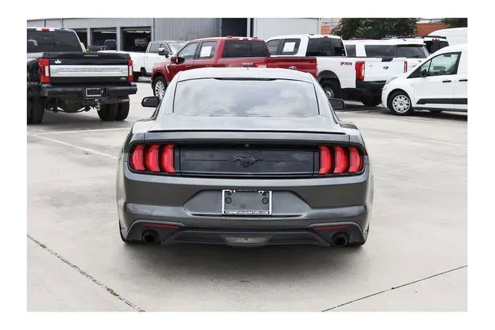 $15900 : Ford Mustang 2018 EcoBoost 2 image 3