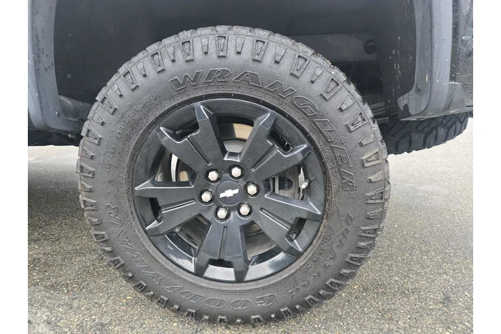 $38993 : Chevrolet Colorado 2022 4x4 image 10