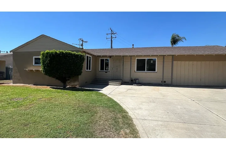 $1575 : Pico Rivera Available!!! image 1
