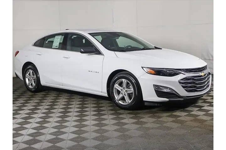 $16193 : Chevrolet Malibu 2023 LS Fle image 2