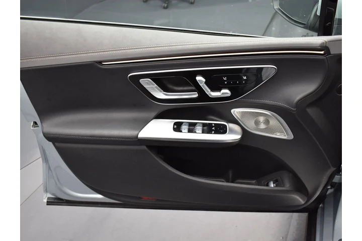 $32994 : Mercedes-Benz EQE 2023 AWD E image 8