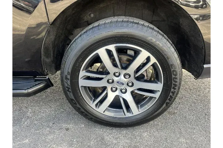$39856 : Ford Expedition MAX 2024 4x4 image 10
