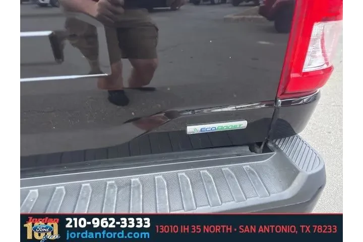 $32788 : Ford F-150 2023 4x2 XL 4dr S image 8