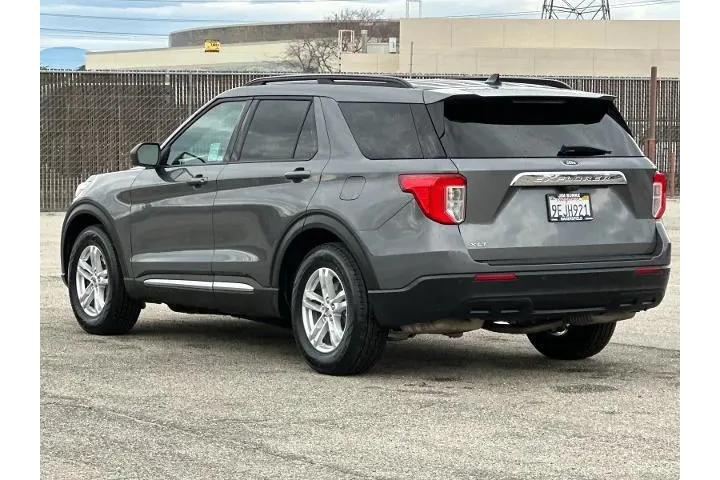 $29990 : Ford Explorer 2022 XLT 4dr S image 5