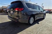 $13995 : 2019 Pacifica Touring L thumbnail