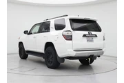 $36998 : Toyota 4Runner 2020 4x4 SR5 thumbnail