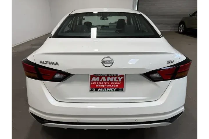 $17443 : Nissan Altima 2023 2.5 SV 4d image 4