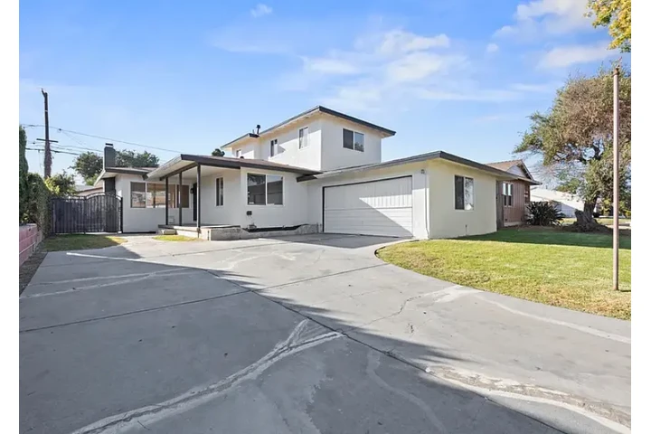 $2573 : Lovely home 4 rent image 1