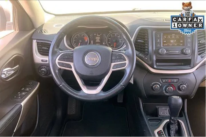 $12985 : Jeep Cherokee 2018 Tech Conn image 5