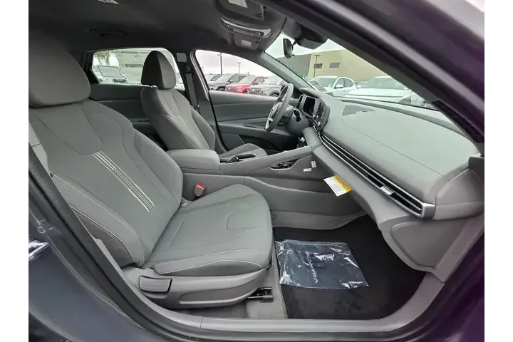 $20900 : Hyundai ELANTRA 2025 SEL Spo image 9