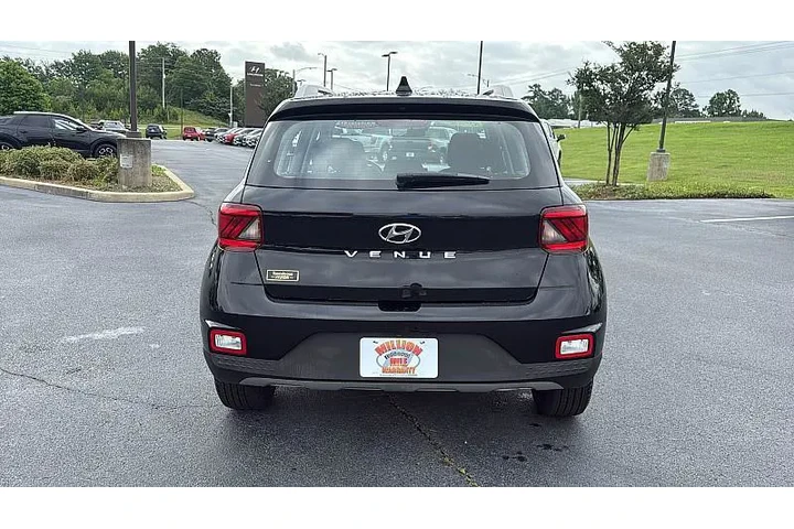 $19880 : Hyundai VENUE 2022 SEL 4dr C image 6