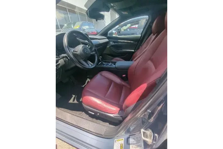 $24092 : Mazda Mazda3 Hatchback 2022 image 10