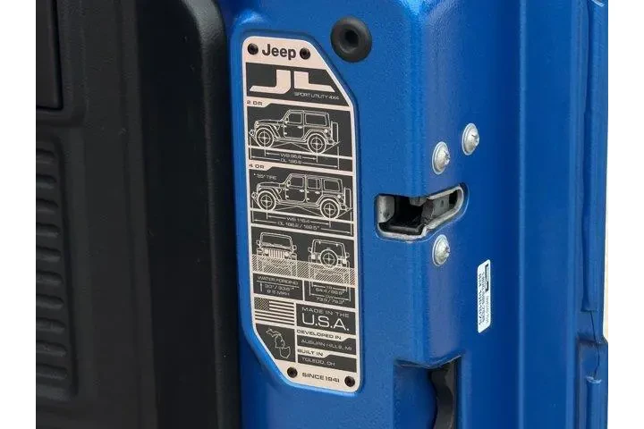 $37888 : Jeep Wrangler 2023 4x4 Sahar image 9