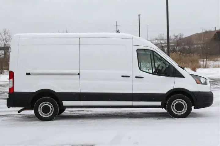 $34900 : Ford Transit 2023 250 3dr SW image 9