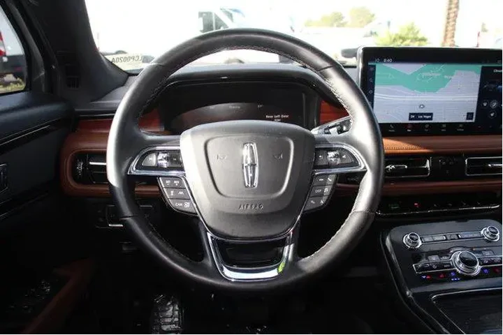 $33053 : Lincoln Nautilus 2022 Reserv image 10