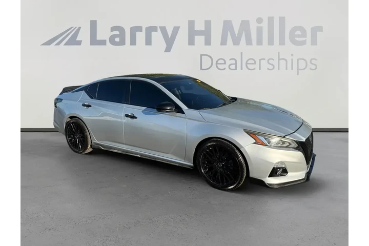 $17618 : Nissan Altima 2019 2.5 SL 4d image 7