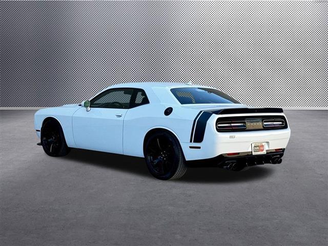 $36549 : 2018 Challenger R/T Scat Pack image 5