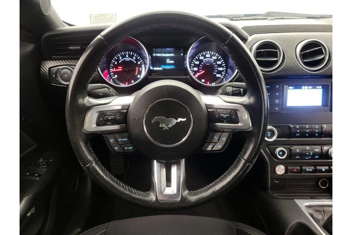 $22998 : Ford Mustang 2020 EcoBoost 2 image 10