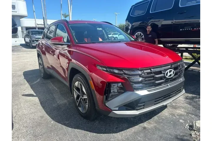 $25990 : Hyundai TUCSON 2025 SEL Conv image 1