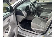 $12299 : 2011 Corolla LE thumbnail