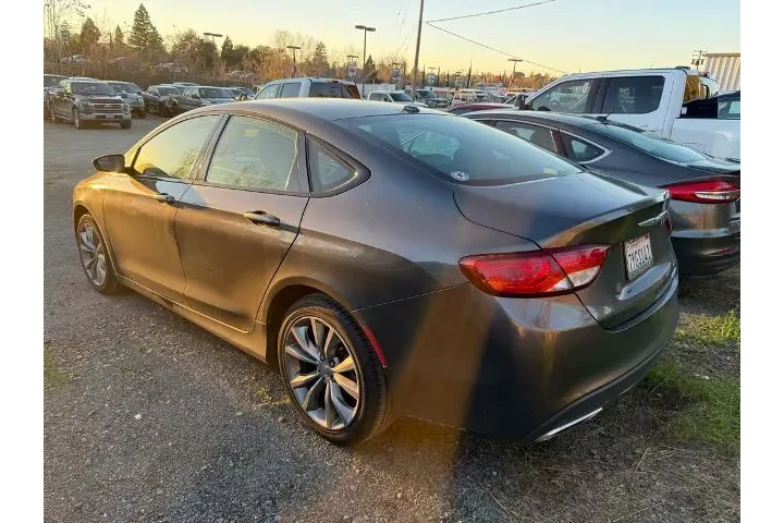 $10500 : Chrysler 200 2016 S 4dr Seda image 2