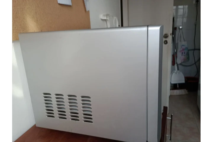 Microondas BGH QUICK CHEF image 8