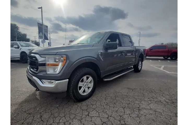 $35997 : Ford F-150 2021 4x4 XLT 4dr image 7