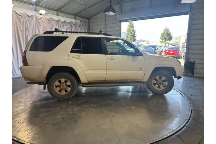 $6999 : Toyota 4Runner 2004 SR5 4dr image 4