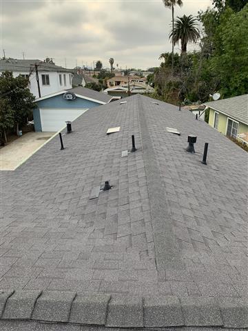 Alcantar Roofing image 5