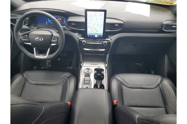 $39995 : Ford Explorer 2024 AWD ST 4d image 10