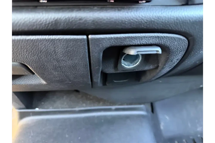 $29000 : Chevrolet Silverado 1500 201 image 10