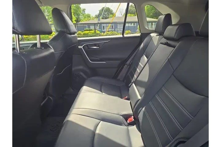 $25995 : Toyota RAV4 Hybrid 2019 AWD image 8