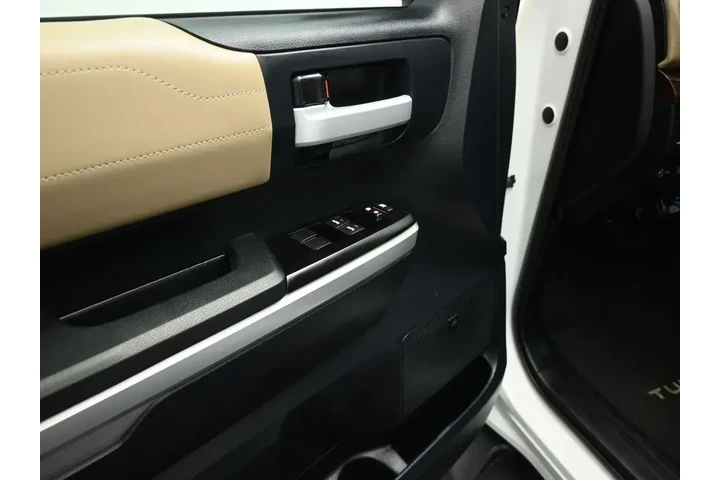 $38429 : Toyota Tundra 2015 4x4 Limit image 9