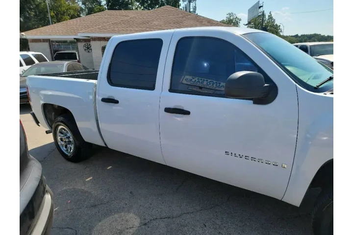$10500 : 2007 Silverado 1500 image 5