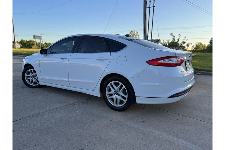 $6999 : 2015 Fusion SE image 10