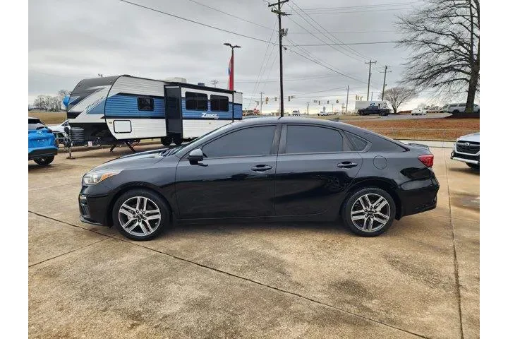 $12732 : Kia Forte 2019 S 4dr Sedan image 7
