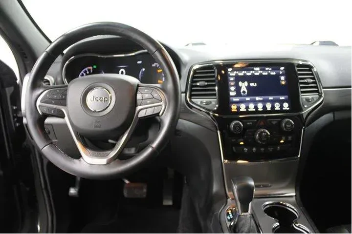 $26959 : Jeep Grand Cherokee 2021 4x4 image 2