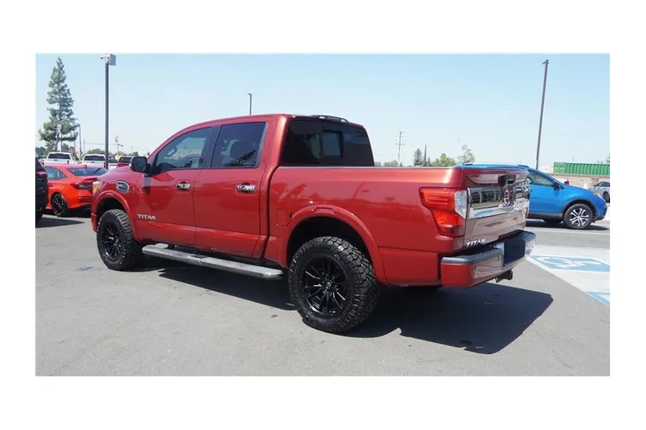 $24984 : 2017 Titan Platinum Reserve image 8