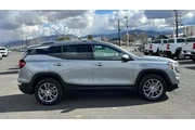 $26984 : GMC Terrain 2024 AWD SLT 4dr thumbnail