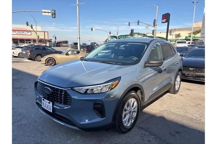 $19898 : Ford Escape 2024 Active 4dr image 2