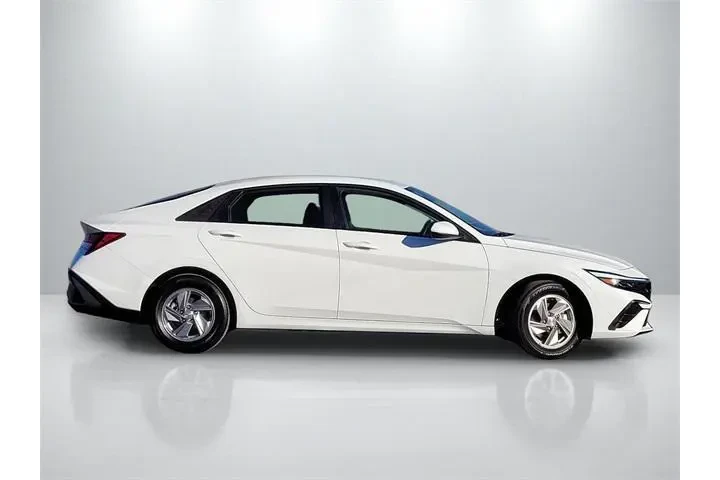 $21650 : Hyundai ELANTRA 2025 SE 4dr image 3