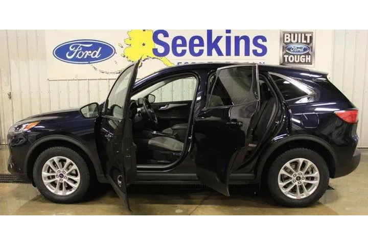 $20995 : Ford Escape 2021 AWD SE 4dr image 4