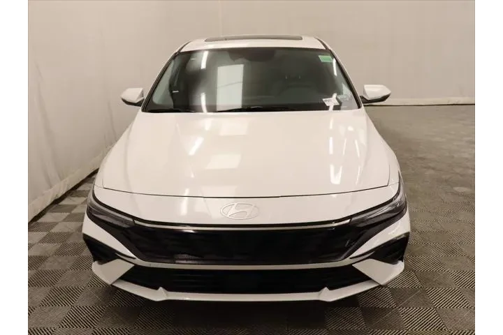 $22247 : Hyundai ELANTRA 2025 Limited image 5