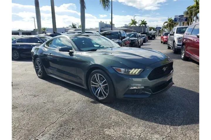 $13990 : Ford Mustang 2016 EcoBoost P image 2