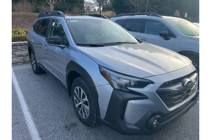 $32500 : Subaru Outback 2025 AWD Prem image 1