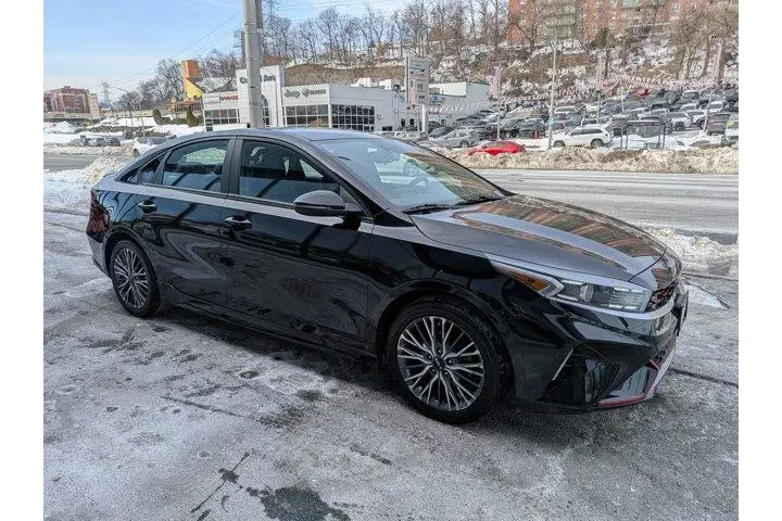 $17895 : Kia Forte 2023 GT-Line 4dr S image 5