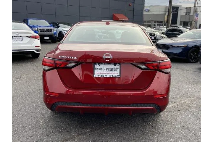 $16224 : Nissan Sentra 2025 SV 4dr Se image 5